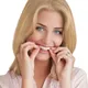 2Pcs Perfekte Fit Zähne Bleaching Gefälschte Zahn Abdeckung Snap Auf Silikon Lächeln Veneers Zähne