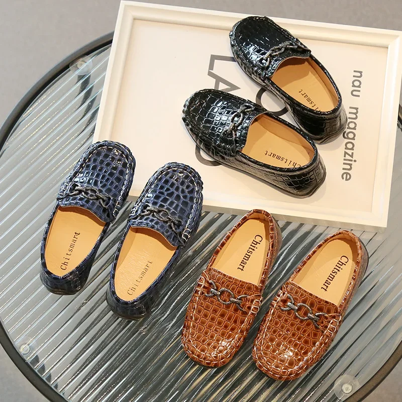 Baby Jungen Lederschuhe Kinder Mode Freizeit schuhe Kinder flache Slipper Slipper Mokassins Metalls chn allen klassische weiche Vintage Image