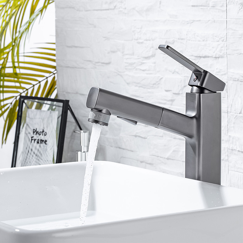 Bathroom Sink Faucet - Pull out / Pullout Spray Electroplated Centerset Single Handle One HoleBath Taps