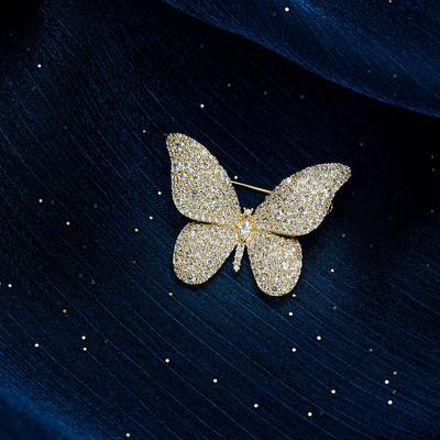Women's Brooches Retro Butterfly Elegant Animals Stylish Luxury Unique Design Brooch Jewelry Silver Gold For Party Daily Holiday Date Beach