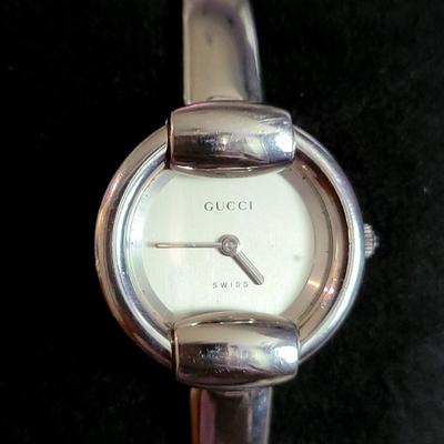 Gucci Accessories | Gucci Stainless Steel 1400l Watch | Color: Silver | Size: 8"