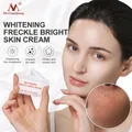 Crème hydratante pour le visage traitement contre l'acné élimine les taches brunes blanchissante