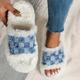 Femme Chaussons Pantoufles floues Chaussons chauds Travail du quotidien Damier Hiver Talon Plat Bout rond Elégant Punk Toile Toile de jean Mocassins Blanc / Bleu Bleu