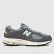 New Balance 2002r trainers in grey
