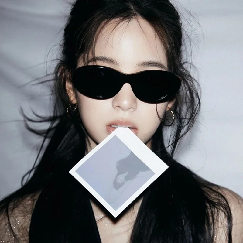 Ovale Katzenauge Sonnenbrille Frauen kleinen Rahmen Persönlichkeit weites Bein Design Brille Temperament Licht Luxus Sonnenbrille Image