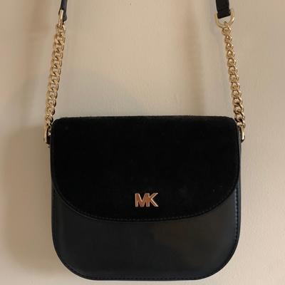 Michael Kors Bags | Michael Kors Small Crossbody Purse | Color: Black/Gold | Size: Small