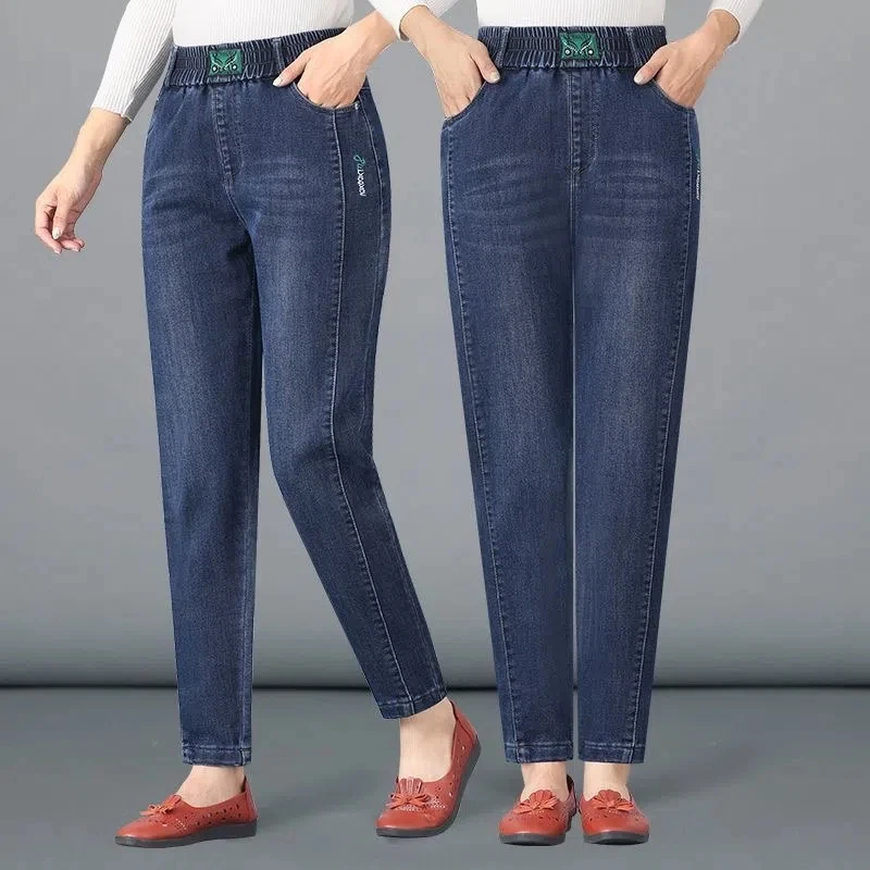Jeans madre nuovi pantaloni di Jeans elastici a vita alta di grandi dimensioni pantaloni di Jeans dritti Casual larghi da donna di mezza età pantaloni femminili