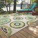 Ivory/ Green Outdoor Area Rug (5 3 x 7 6)