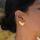 Boucles d'oreilles Big Coussins Love Stud pour femmes acier inoxydable métal mat étanche mode