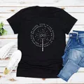 La felicità può essere scoperta anche nei tempi più scuri T-Shirt Wizard Shirt Witch Graphic Tee