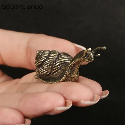 Solid Brass Snail Small Ornaments Tea Pet Ceremony Vintage Copper Simulation Animal Toy Figurines