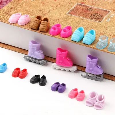 1pairs Fashion Doll Shoes Boots for 1/8 Doll Body PVC Shoe for 8~16cm Dolls Stand Other Accessories