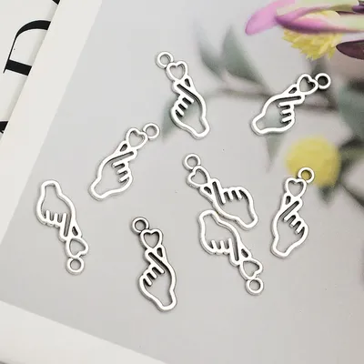 20pcs/Lots 8x22mm Antique Metal Hand Heart Love You Charms Cute Korean Craft Pendant For DIY Jewelry Making Supplies Accessories