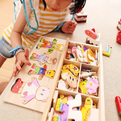 Montessori Little Bear Change Clothes Kids Early Education Wooden Jigsaw Puzzle Dressing Game Baby