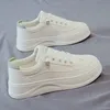 Frauen Casual Schuhe Neue Frühjahr Frauen Schuhe Fashion Sneakers Weiß Atmungs Blume Spitze-Up