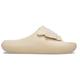 Crocs - Mellow Luxe Recovery Slide - Sandalen US M7 / W9 | EU 39-40 beige