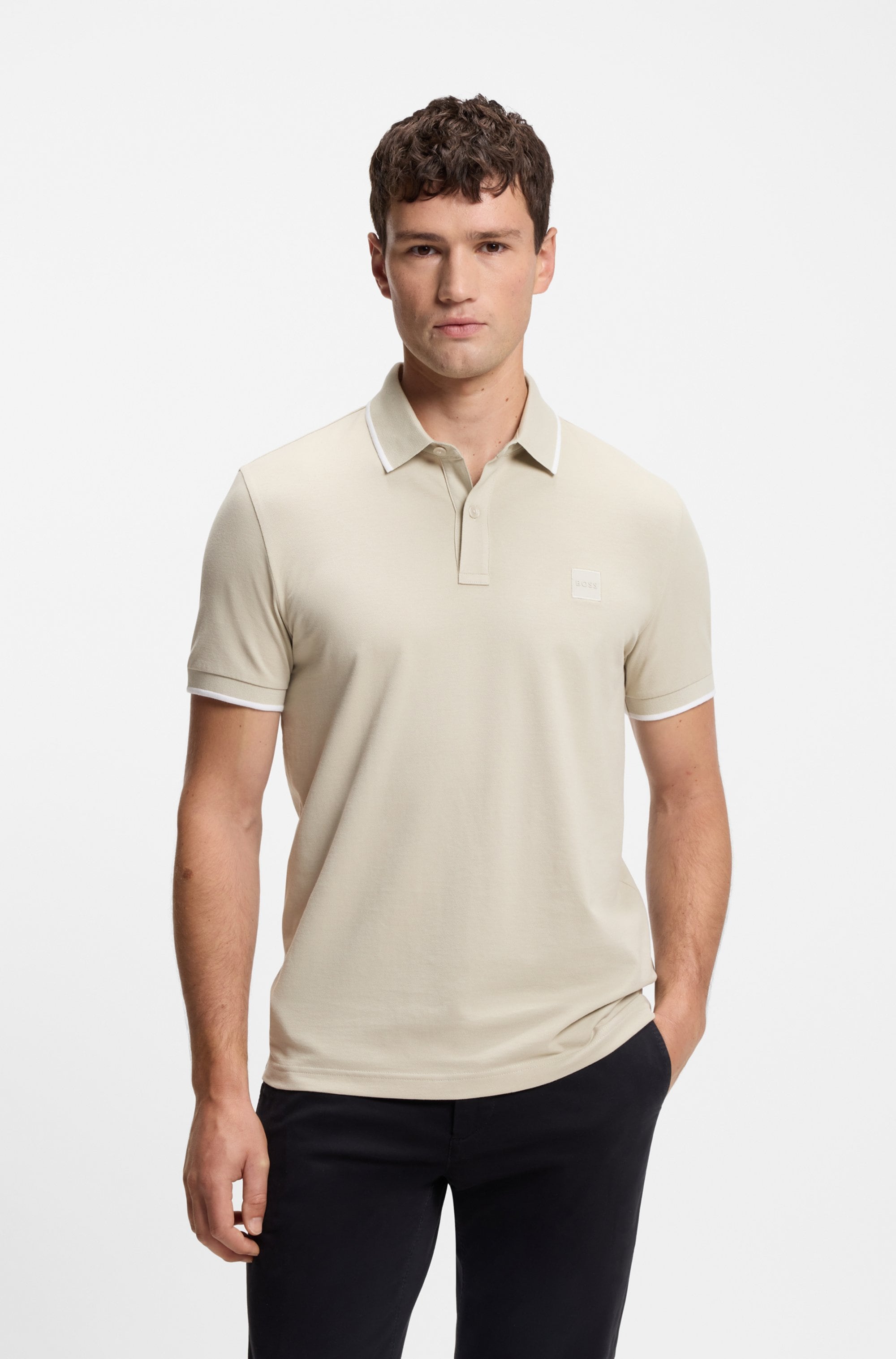 Poloshirt BOSS ORANGE "Passertip", Herren, Gr. XL, beige (light beige271), Piqué, Obermaterial: 95% Baumwolle, 5% Elasthan, unifarben, slim fit hüftbedeckend, V-Ausschnitt, eingesetzt Bündchen, Shirts, mit BOSS Logo-Badge