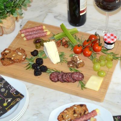 NCAA TexasUniversity at Austin Longhorns Bamboo Cheese & Charcuterie Board