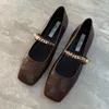2024 frühling Braun Einzelnen Schuhe Einfachen Stil Neue Flache Französisch Schöne Elegante Frauen Quadratischen Kopf frauen Schuhe
