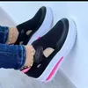 2024 Sommer neue atmungsaktive Mesh Wedge Casual Sportschuhe plus Größe 43 rutsch feste Frau vulkan isieren Schuhe Plattform Frauen Turnschuhe