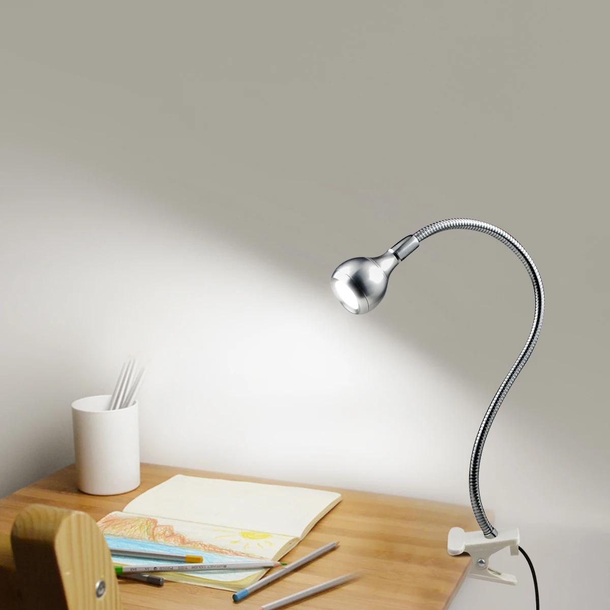 Flexible, verstellbare USB-Schreibtischlampe mit Clip, LED-Lesestudienlicht, Schlafzimmer, Nachtlicht, Tisch-Nachttisch-Dekoration
