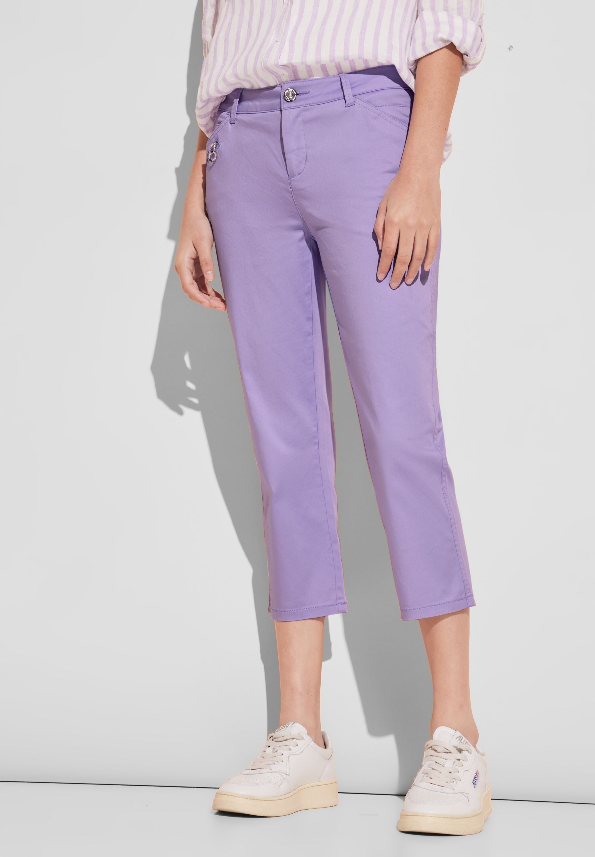 3/4-Hose STREET ONE, Damen, Gr. 32, Länge 22, lila (smell of lavender), Web, 97% Baumwolle, 3% Elasthan, unifarben, comfort fit 3/4-Länge, Hosen, in 3/4-Länge