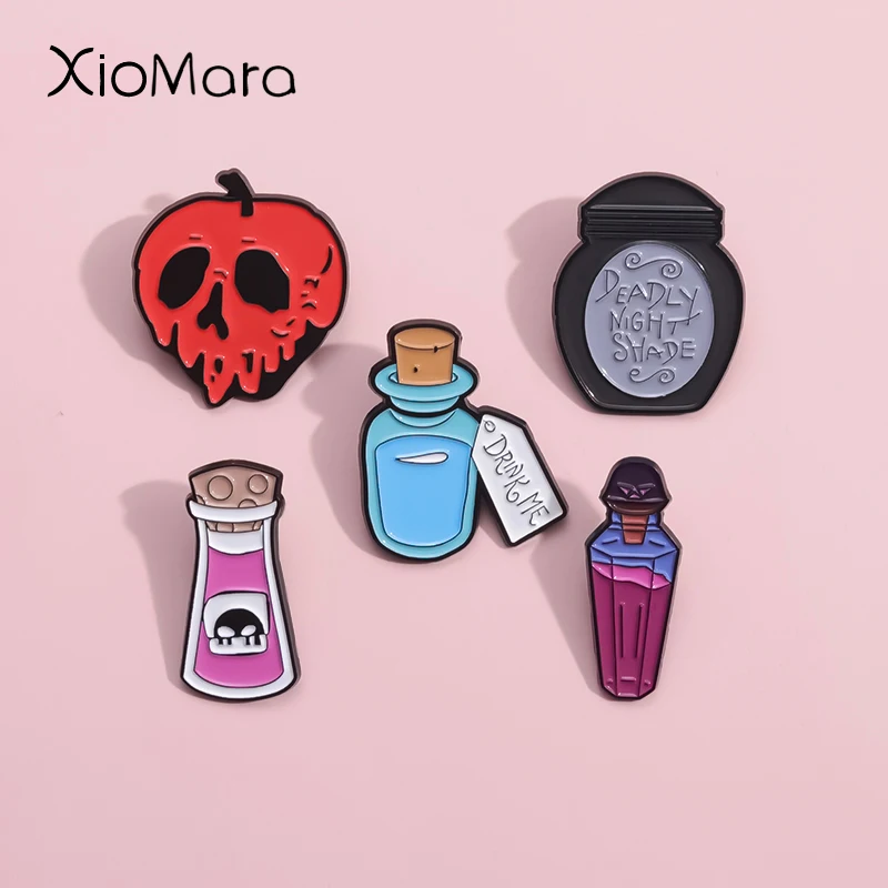 Magische rosa Trank Emaille Pins benutzer definierte Opfer Altar Schädel Punk Broschen Revers Abzeichen Gothic Halloween Schmuck Geschenk für Freund