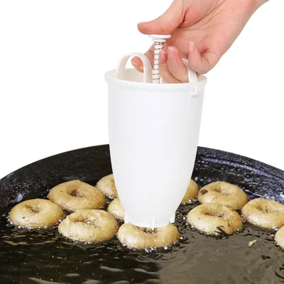 Portable Donut Maker Donut Mould Easy Fast Manual Waffle Dispenser Doughnut Machine Arabic Waffle