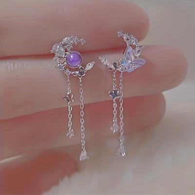Exquisite Moon Butterfly Chain Design Asymmetric Dangle Earrings Elegant Retro Style Zinc Alloy Jewelry Delicate Female Gift