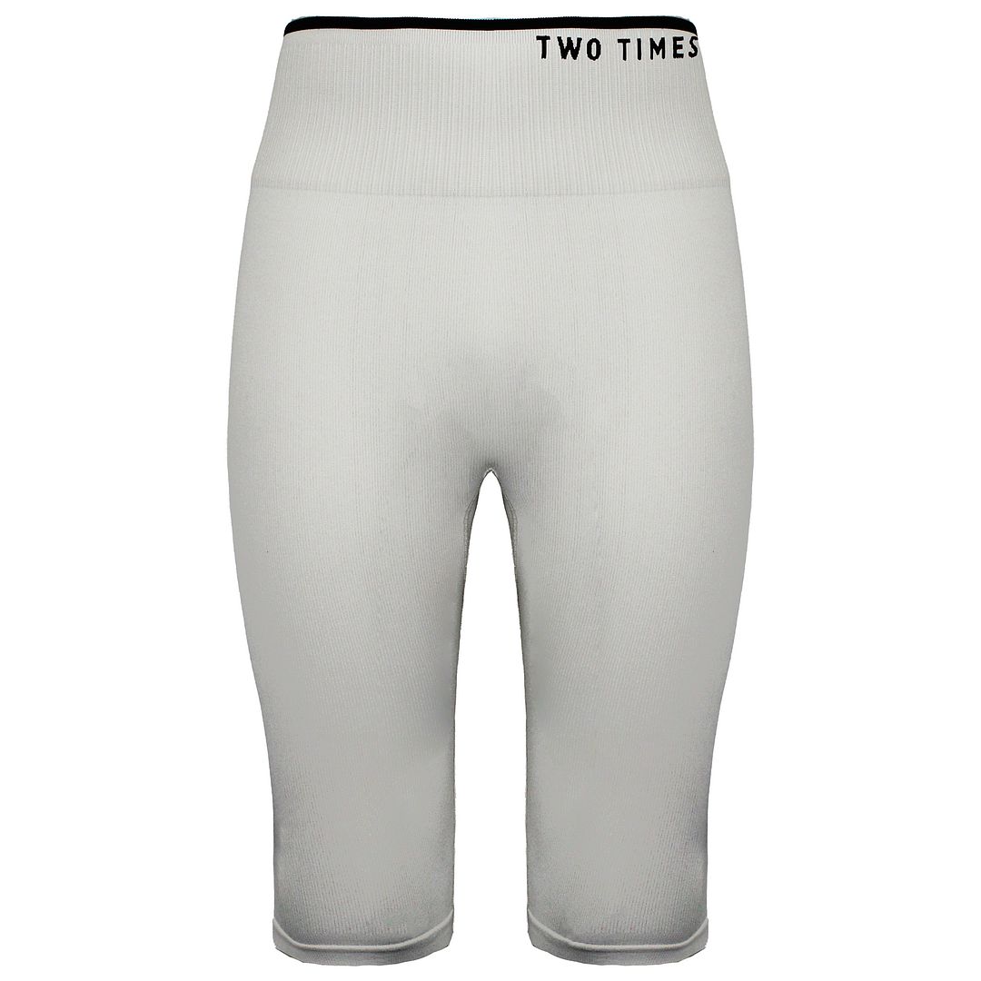 2XU Engineered Hi-Rise Womens Beige/Black Shorts Image