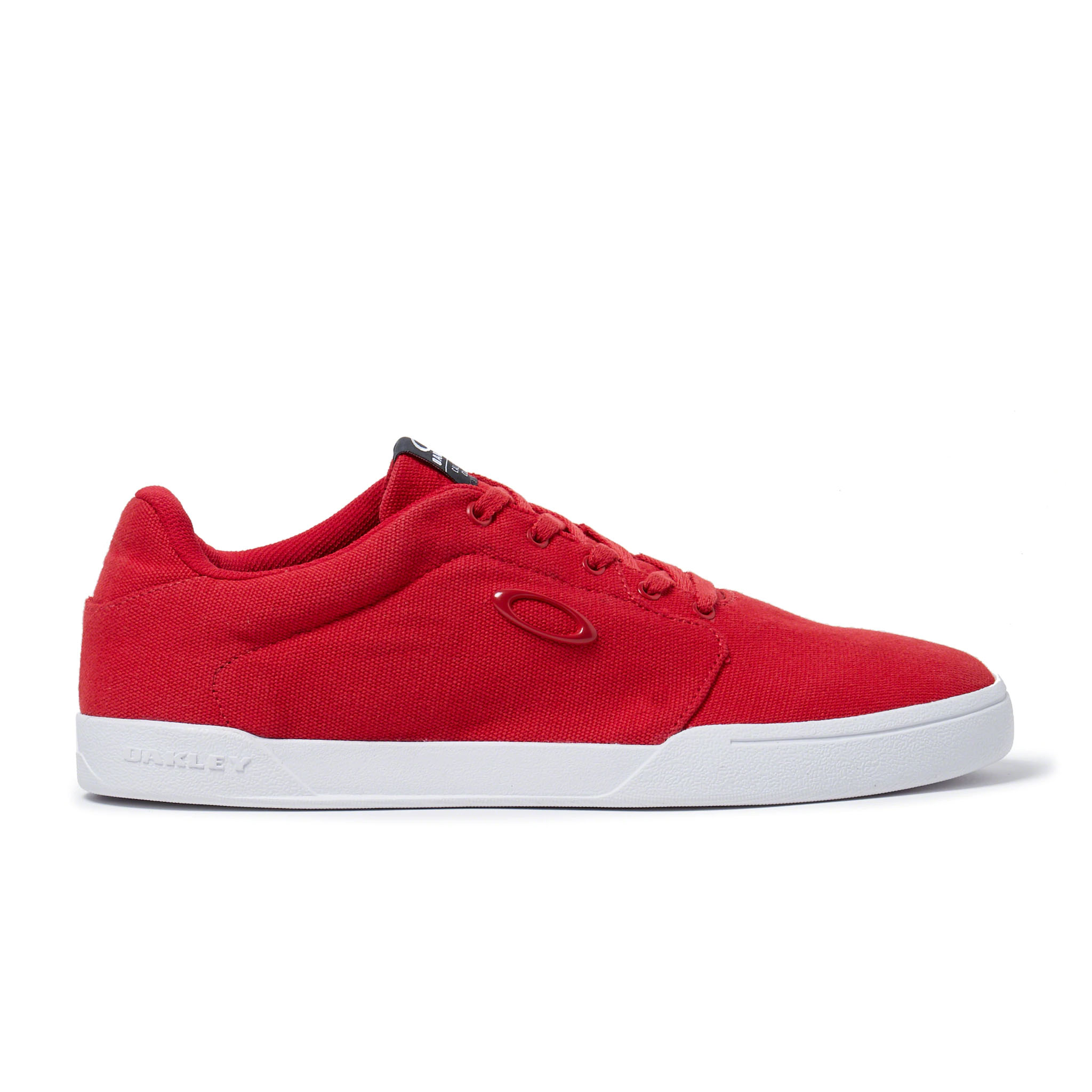 Oakley Flyer Lace-up Red Canvas Mens Plimsolls 13551 465 - Size UK 11.5 | Oakley Sale | Discount Designer Brands