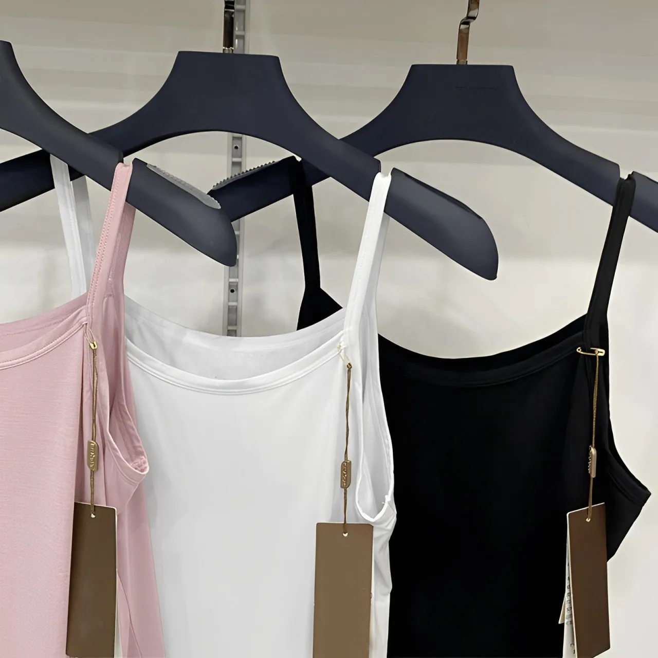 Sommer sexy schwarz Tank Top Frauen ärmellose T-Shirt Fitness Sport Weste Tank Top einfache solide dünne Leibchen weibliche Unterwäsche Image