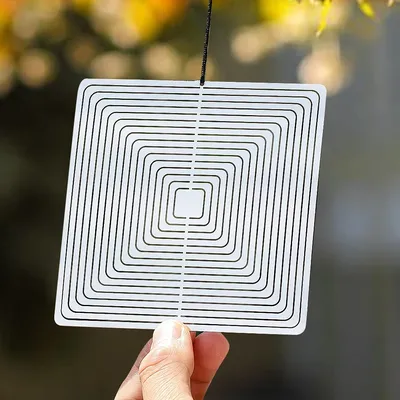 Square Wind Spinner 3D Rotating Weather Vane Flowing Effect Wind Chimes Hanging Stainless Steel Mirror Reflective Wind Driver