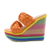 Keile Sandalen Frauen Sommer benutzer definierte Folien Mode Süßigkeiten Farbe Schuhe Frau Plattform High Heel Hausschuhe Größe 34-43 wsh4561