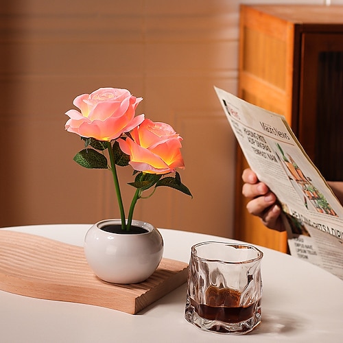 lampada da tavolo con fiori di San Valentino, luci da tavolo con luce notturna a forma di rosa 3D a led, simulazione di fiori con vaso, lampada da tavolo, ornamenti per la casa, soggiorno, camera da letto, decorazione lampada 1 pz