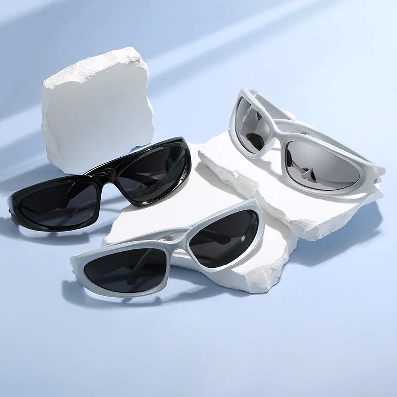 Nuovo arrivo Occhiali da sole da donna popolari Occhiali da sole punk Occhiali da sole ovali unici Occhiali da sole da uomo Occhiali da sole colorati Y2K