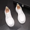 Männer Luxusmode Original Lederschuhe Business Hochzeit formelle Kleidung Schnür-Derby-Schuh schwarz weiß Plateauschuhe Zapatos
