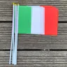 Xvggdg Italien Hand Flagge 100 Stück/Los Italien Hand winken National flagge 14*21cm Polyester