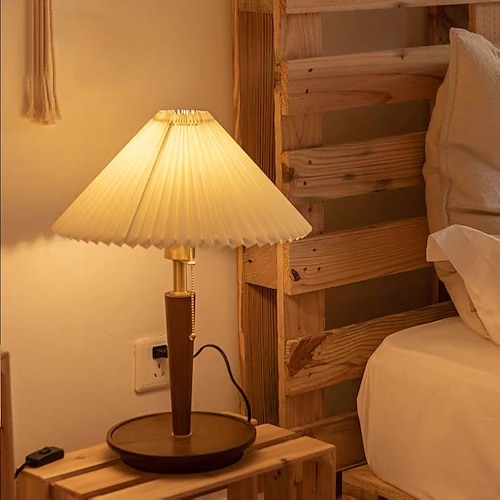 Tischlampe mit Stoffschirm und Lampenkopf aus Messing Wohnzimmer Schlafzimmer Zugschalter Tischlampe Zugschalter Tischlampe 5W Nachttischlampe Holz 110-240V Image