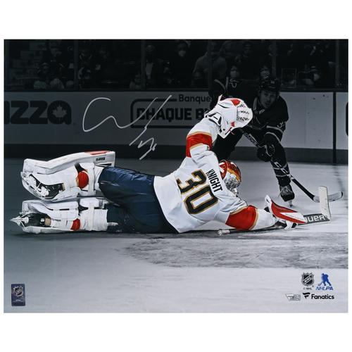 Spencer Knight, Florida Panthers, signiertes Foto, 16 x 20 Zoll, weißes Trikot, Diving Save