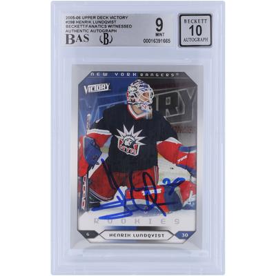 Henrik Lundqvist New York Rangers signierte 2005-06 Upper Deck Victory #288 Beckett Fanatics bezeugte authentifizierte 9/10 Rookie-Karte Image