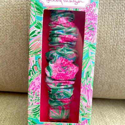 Lilly Pulitzer Wearables | Lilly Pulitzer Coming In Hot Scrunchie Apple Watch Band | Color: Blue | Size: Fits 38 , 40 Mm Apple Watch