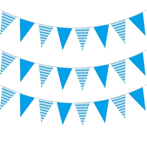 deutschland münchen blau-weiß kariertes tischtuch oktoberfest banner flagge ziehen bayern flagge hängende flagge dreieckige schnur flag Image