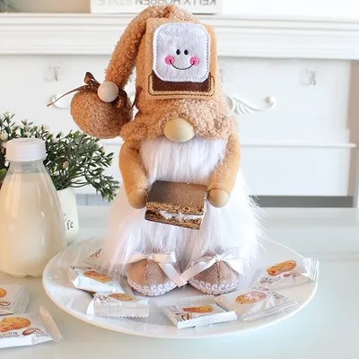 Cute Gnome Decoration Faceless Doll Holding Cake Coffee Gnome Dolls Decoration for Farmhouse Party