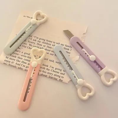 Cute Love Heart Utility Knife Kawaii Sharp Blade Paper Cutter Envelope Box Opener Mini Pocket Art