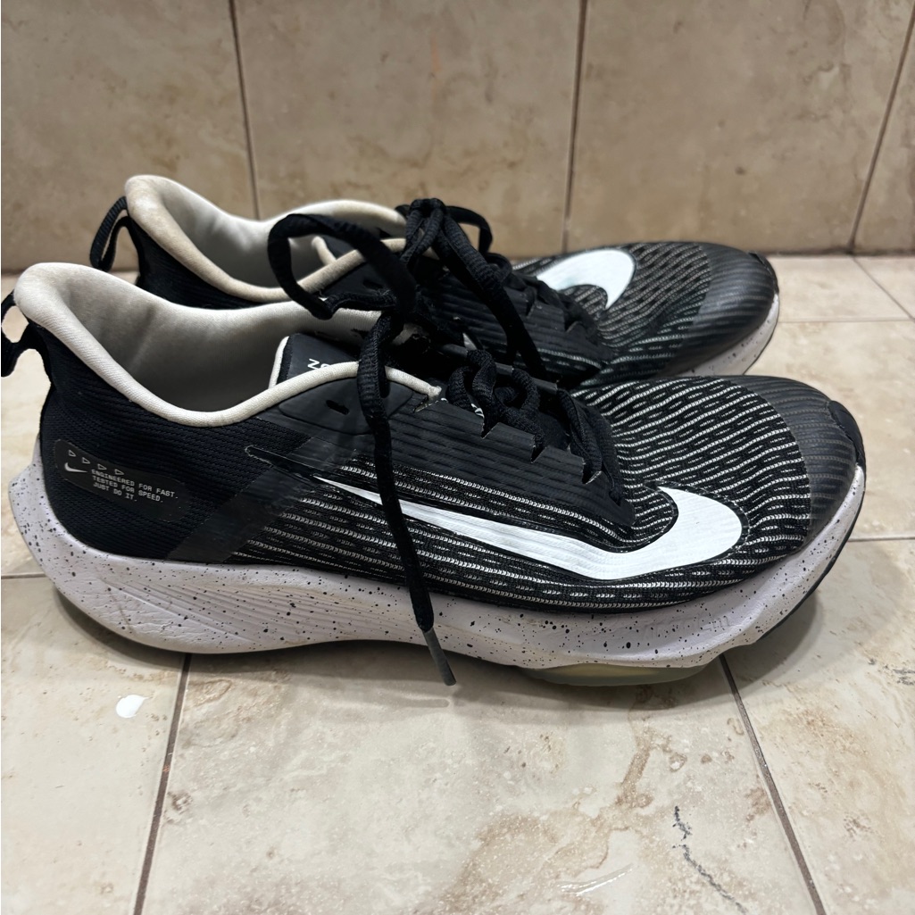 Nike Shoes | Girls Youth Nike Running Shoes 4y Sport Shoe Sneaker | Color: Black/White | Size: 4g