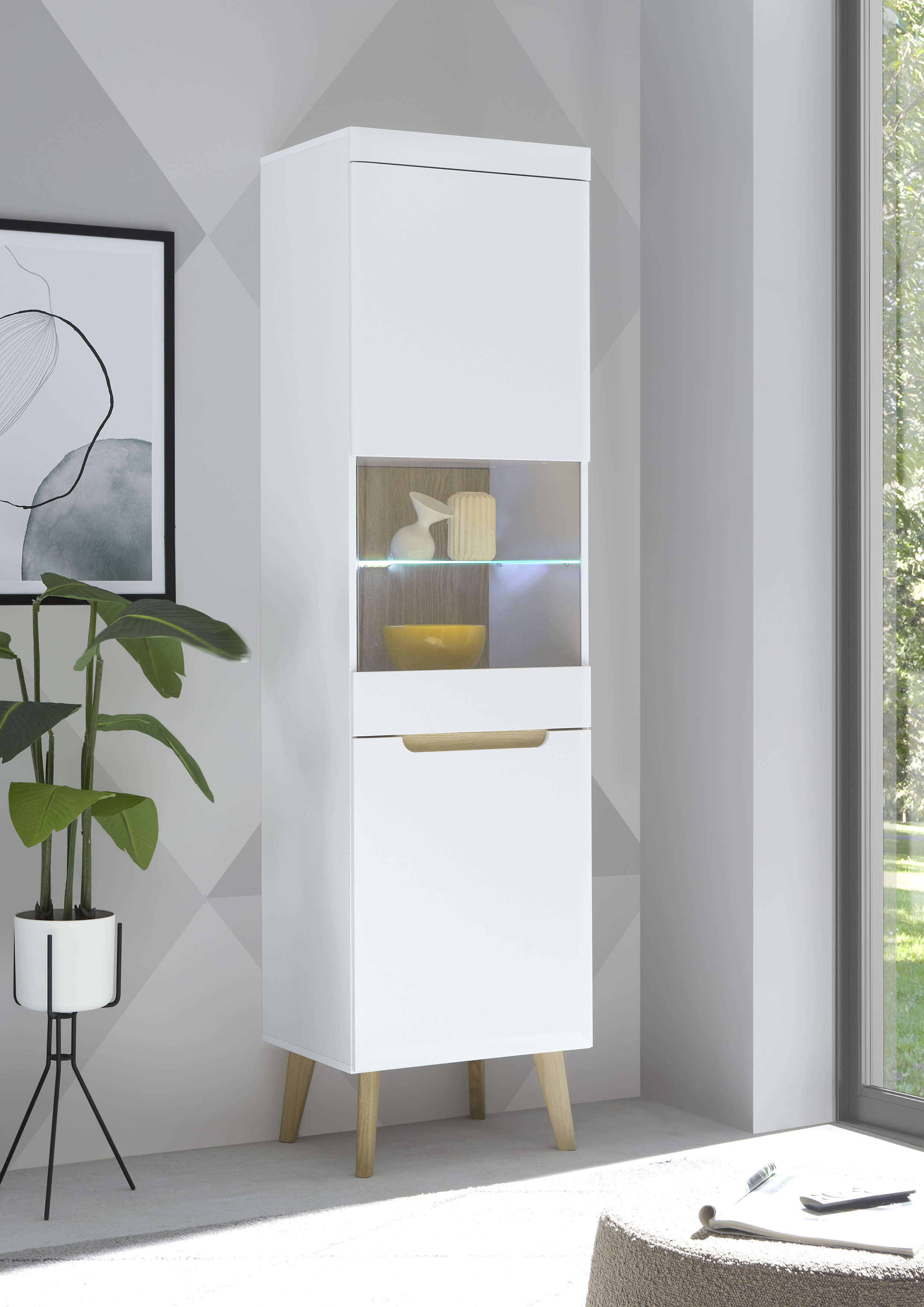 Vitrine INOSIGN "Torge, Hochschrank, Glasvitrine, Standvitrine, Vitrinenschrank", weiß, B:53cm H:197cm T:40cm, FSC-zertifizierter Holzwerkstoff, Schränke, Vitrine, in drei verschiedenen Farben verfügbar, Glastür & -boden, 53 cm breit