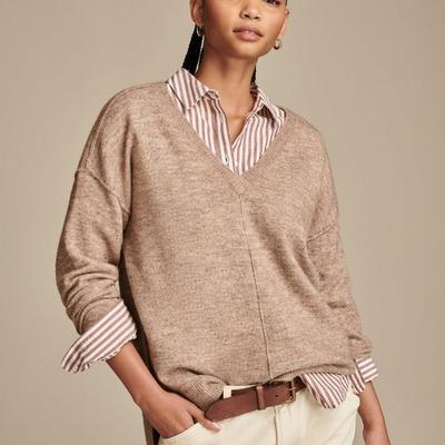 Lucky Brand Oversized Seamed V-Neck Sweater - Women's Clothing Tops Sweaters V-Neck Sweater in Camel 2, Size XL