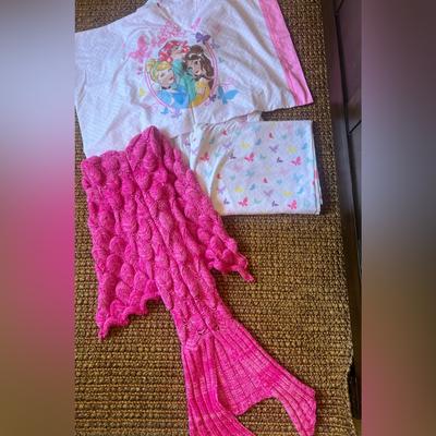 Disney Bedding | Disney Princess Twin Sheet Set & Knitted Mermaid Tail Blanket | Color: Pink | Size: Twin
