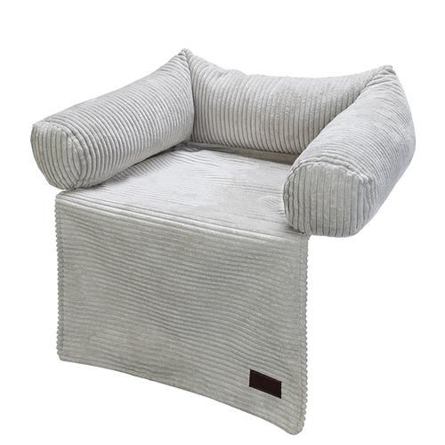 Designed by Lotte Couchkissen Ribbed, hellgrau 50x45x13,5cm Hund